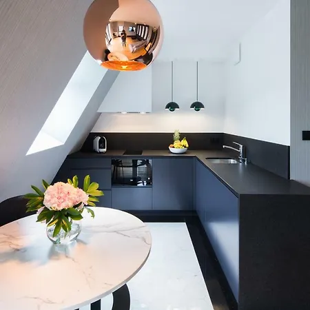 Apartment Bella - Victoria By Oneapartments *