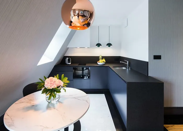 Appartamento Bella - Victoria By Oneapartments *