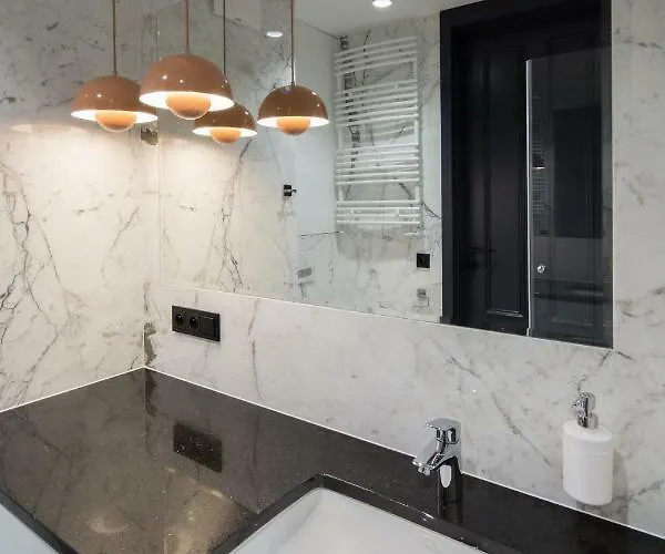 Bella - Victoria By Oneapartments