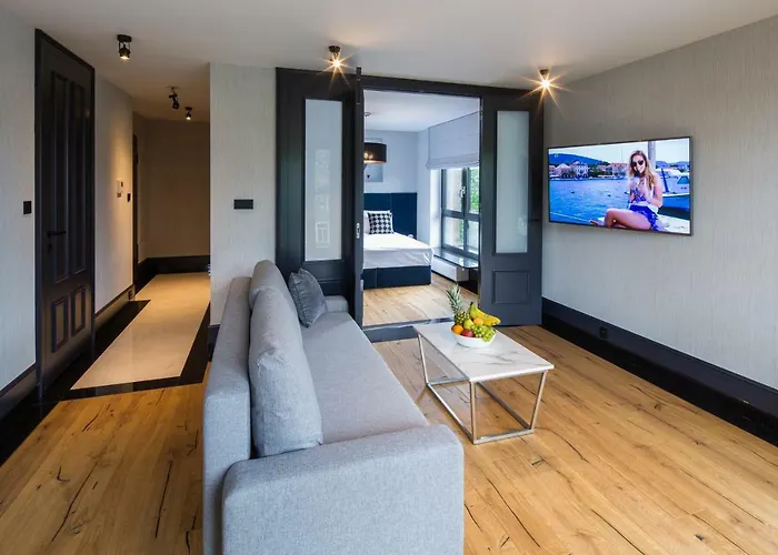 Bella - Victoria By Oneapartments Appartamento